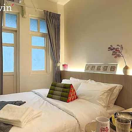 Comfy Room Mrt Chinatown, 5 Mins
